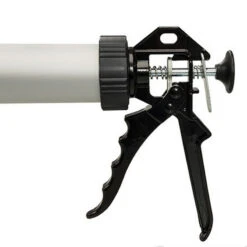 Silverline PISTOLET A SILICONE POUR POCHES ET CARTOUCHES STANDARD DE 600 ML -Magasin D'outils Pour La Maison pistolet a silicone 600 ml 6